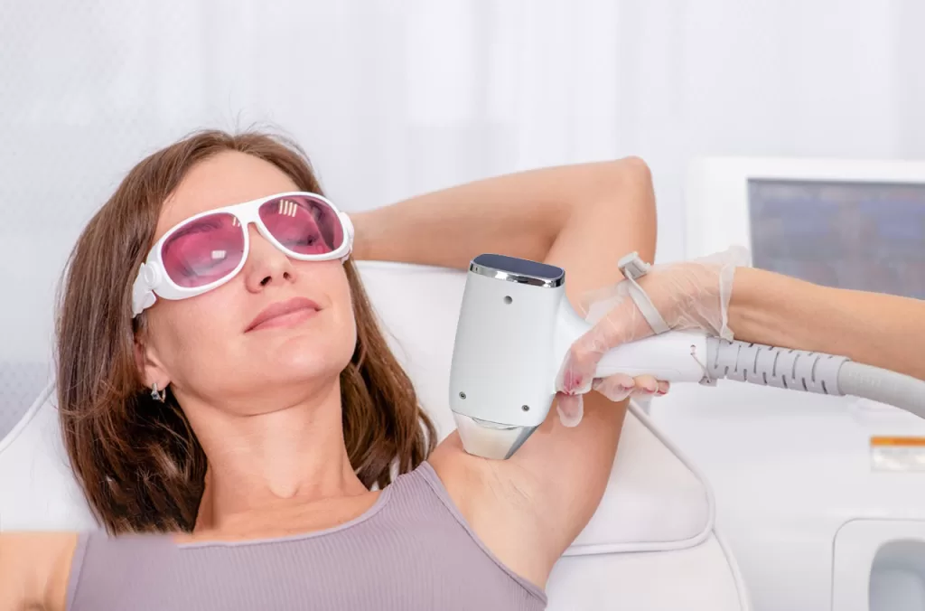 Underarm laser hair removal treatment in a clinic