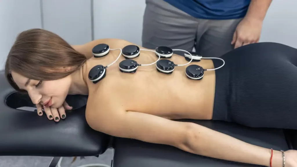 Benefits of Secret RF microneedling for face and body treatments.