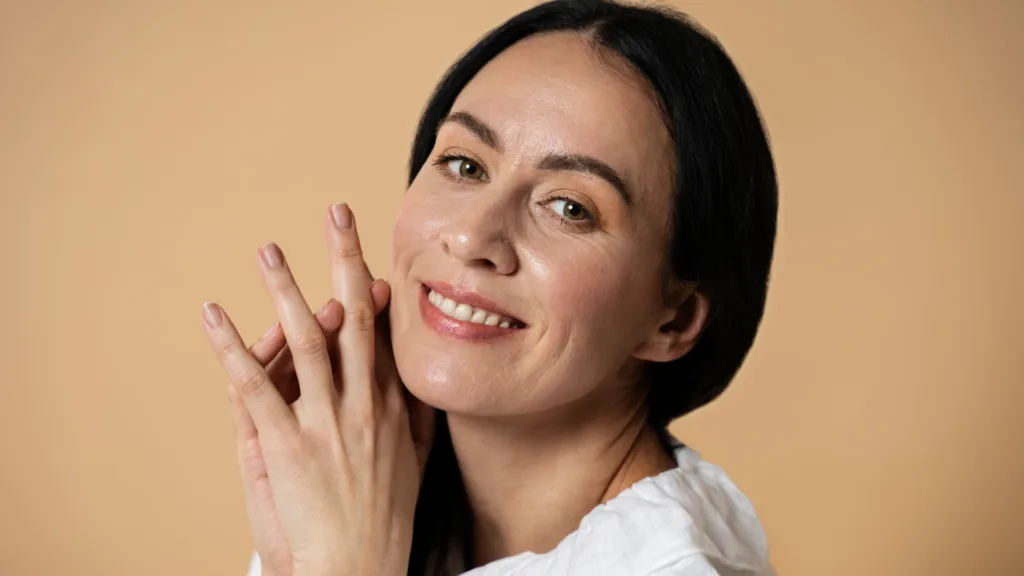 Comparison of Secret PRO and Secret RF treatments for addressing various skin concerns.